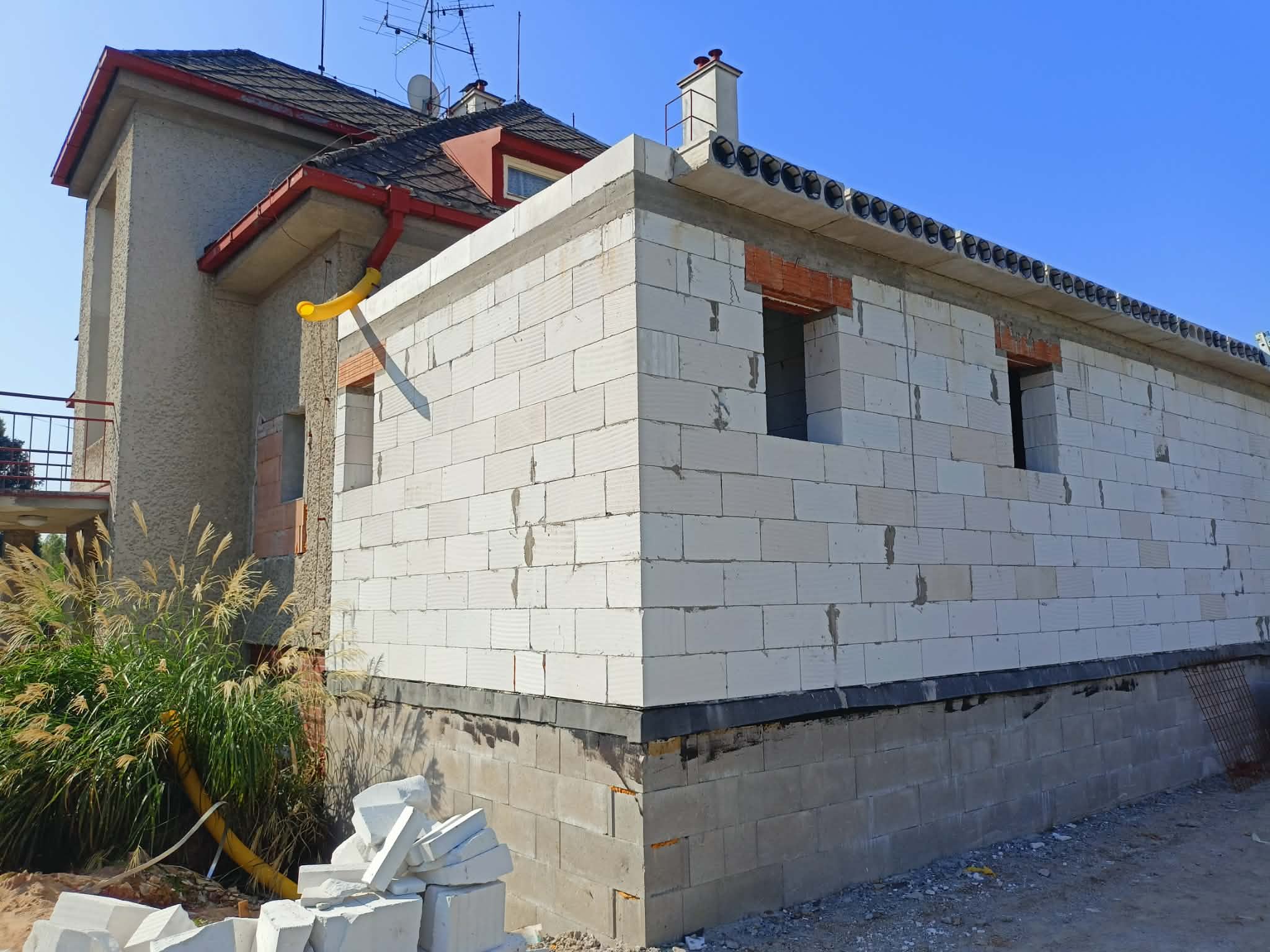 Stavba rodinného domu Pardubice - hrubá stavba