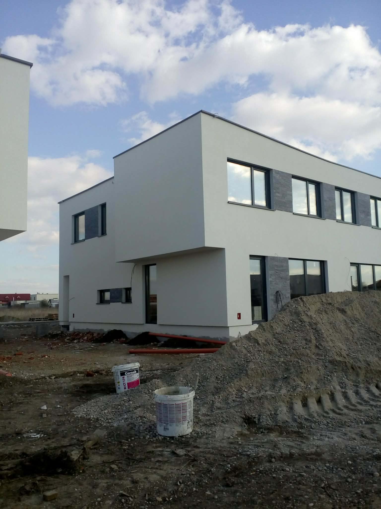 Moderní rodinný dům Hradec Králové - fasáda