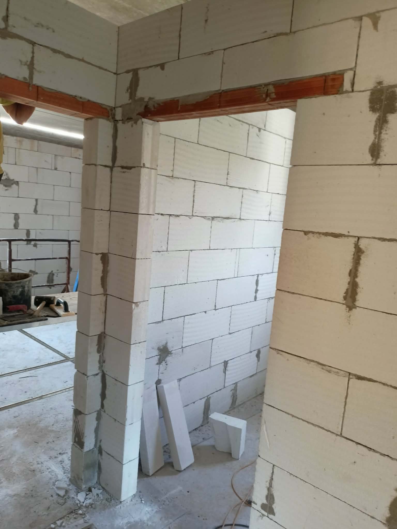 Rekonstrukce domu Hradec Králové - oprava fasády